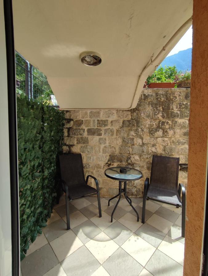 Studio Apartman Radimir 科托尔 外观 照片