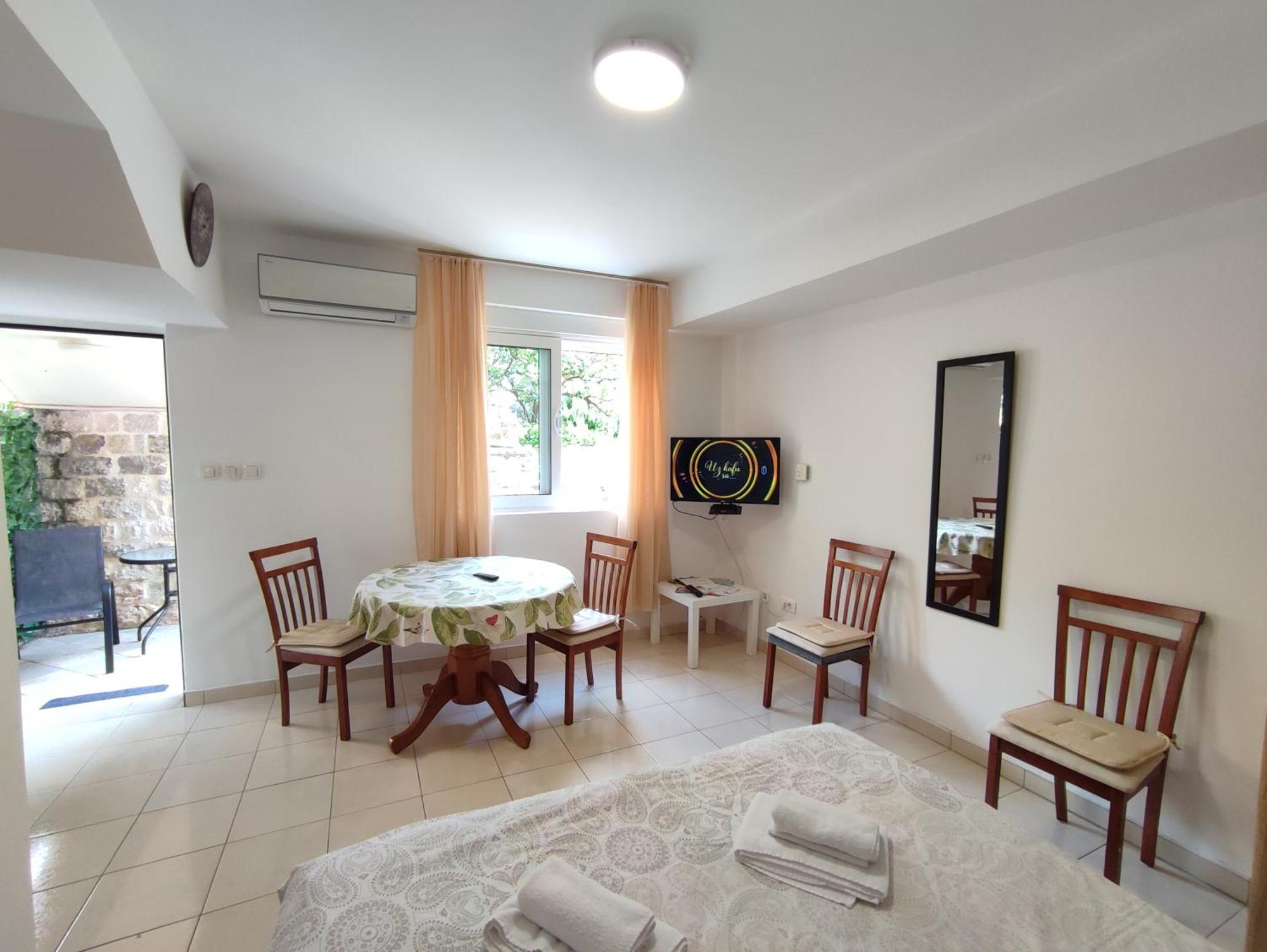 Studio Apartman Radimir 科托尔 外观 照片